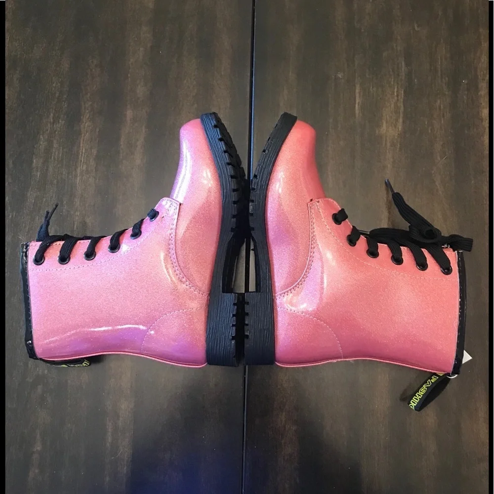 NEW Ositos Little Girls Glitter Combat Boots